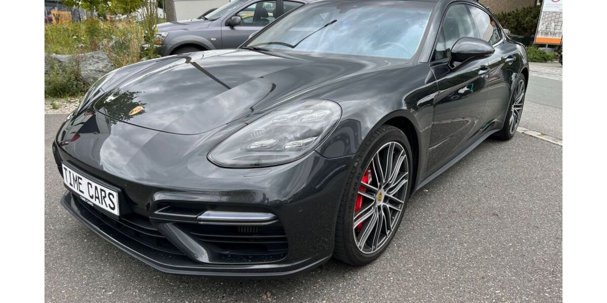 Porsche Panamera 142.000 km 58.800 &euro; Nürnberg 90431