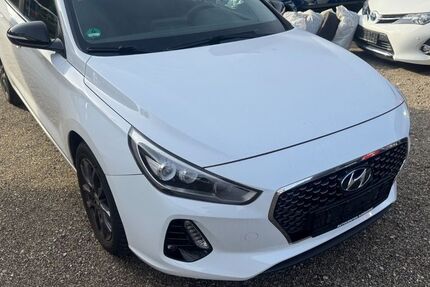 Hyundai i30 120.000 km 11.900 &euro; Bad Krozingen 79189