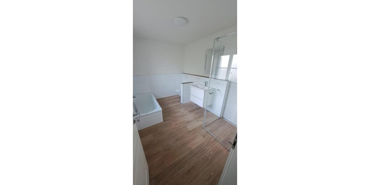 Etagenwohnung Krumbach (Schwaben) - 3 Zimmer, 102 m&sup2;, 1.100&euro; | Angebot:26566506