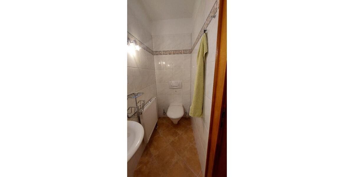 Erdgeschoßwohnung Bornheim - 3 Zimmer, 120 m&sup2;, 1.200&euro; | Angebot:25499344