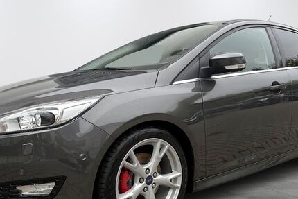 Ford Focus 67.541 km 11.490 &euro; Berlin 13467