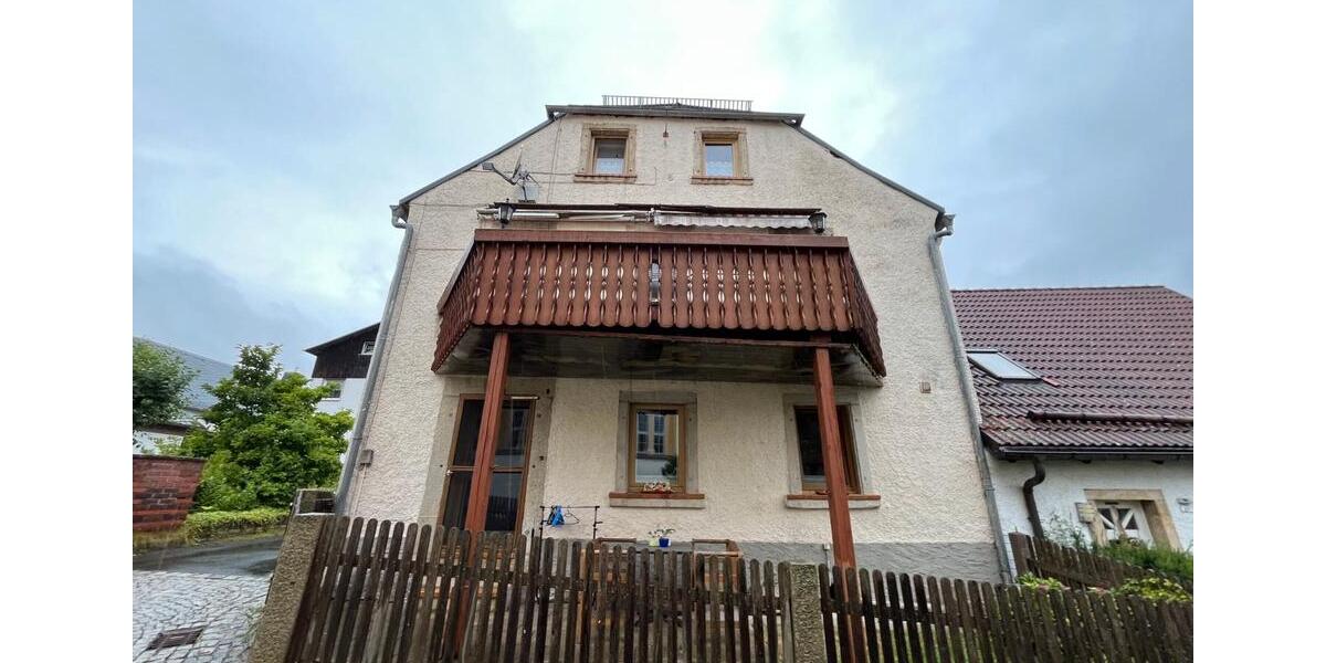 Etagenwohnung Selb - 9 Zimmer, 170 m&sup2;, 107.000&euro; | Angebot:26442131