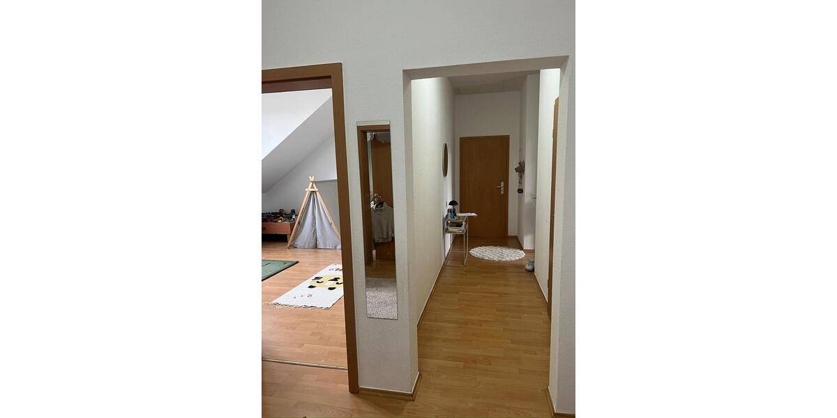 Etagenwohnung Stolberg (Rhld.) Büsbach - 4 Zimmer, 100 m&sup2;, 1.000&euro; | Angebot:26001834