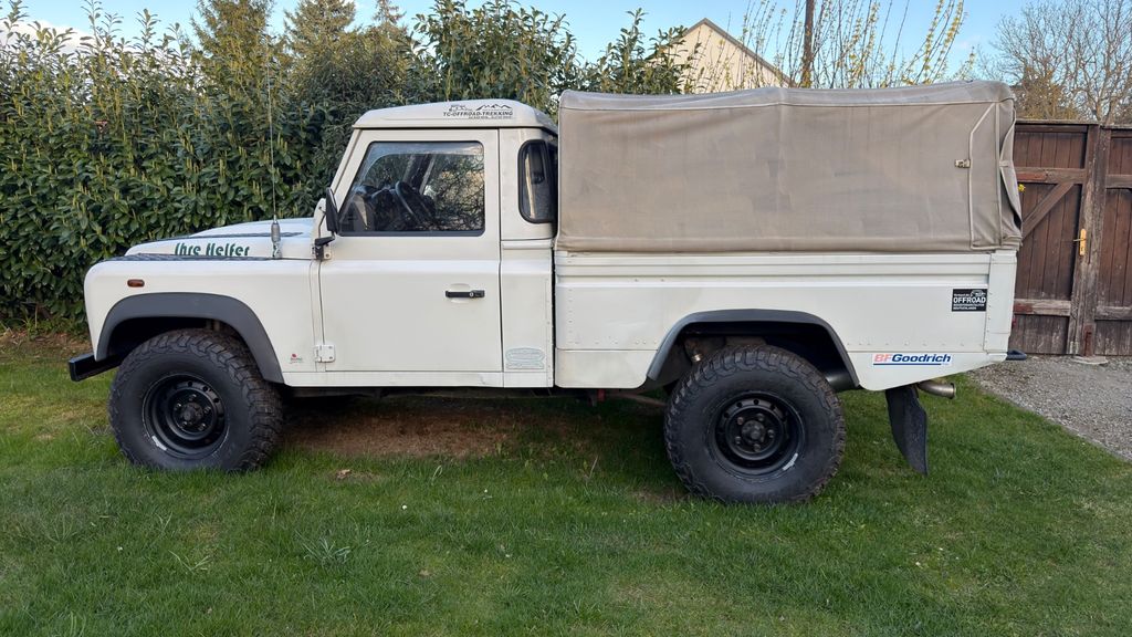 Land Rover Defender 189.000 km 21.900 &euro; Grammetal 99428