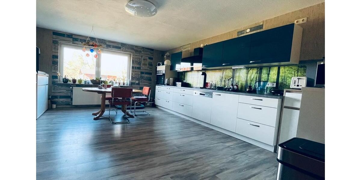 Einfamilienhaus Lichtenfels - 9 Zimmer, 315 m&sup2;, 300.000&euro; | Angebot:27085935