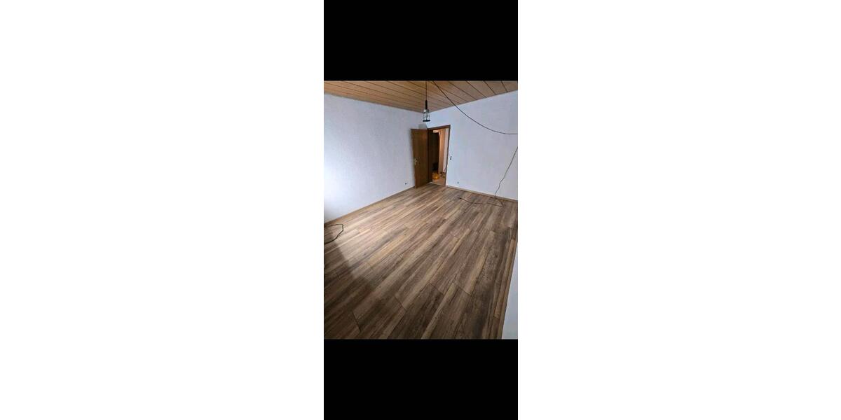 Etagenwohnung Fernwald - 4 Zimmer, 108 m&sup2;, 1.350&euro; | Angebot:26409336