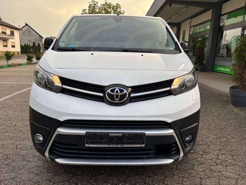 Toyota Proace 377.000 km 7.490 € Nohfelden O.t. Wolfersweiler 66625