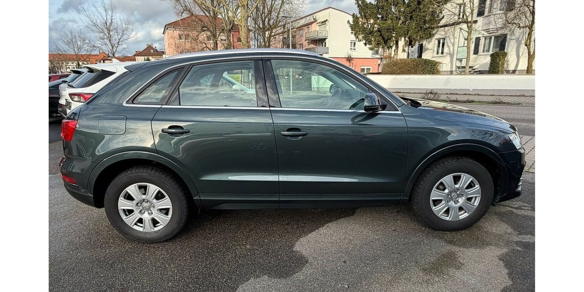 Audi Q3 2.0 TDI sport Navi Xenon SHZ AHK 117.000 km 16.990 &euro; Neckarsulm 74172