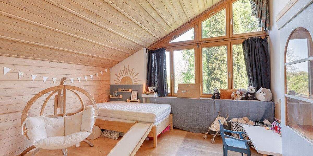 Einfamilienhaus Raubling Pfraundorf - 7 Zimmer, 241 m&sup2;, 1.090.000&euro; | Angebot:25689913