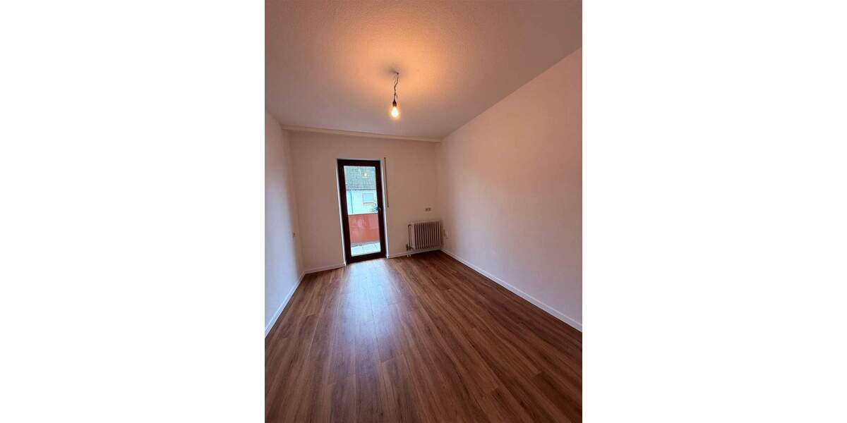 Großzügiges Reiheneckhaus mit Doppelgarage zur Miete direkt in Altdorf 6 zimmer