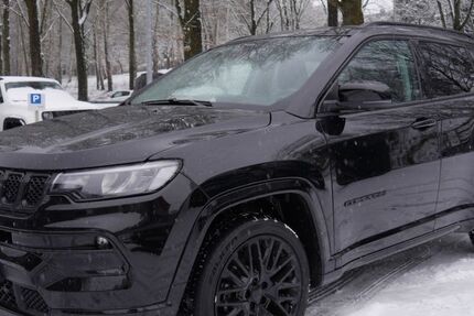 Jeep Compass 47.466 km 25.900 &euro; Hamburg 21077