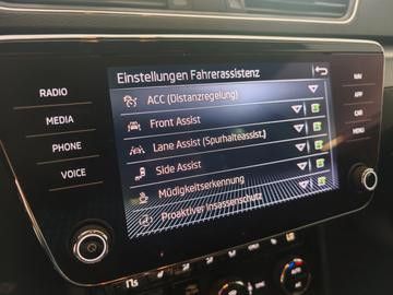 Skoda Superb 115.000 km 20.900 &euro; Villingen-Schwenningen Ortsteil Marbach 78052