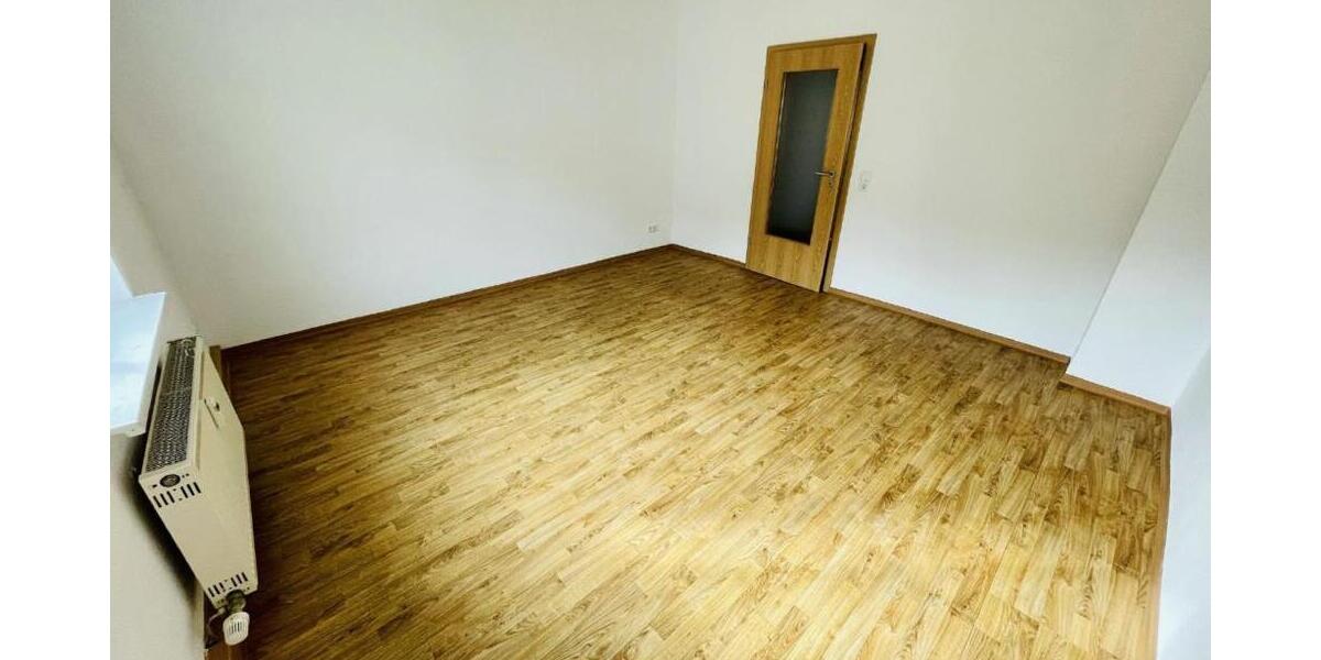 3 Raum Wohnung mit Balkon, modernen Bad mit Wanne & Dusche. - Etagenwohnung Gera Alt-Bieblach | Angebot:26876253