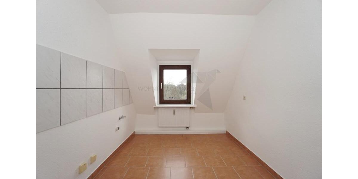 Dachgeschoßwohnung Zwickau - 1 Zimmer, 40 m&sup2;, 244&euro; | Angebot:24826095