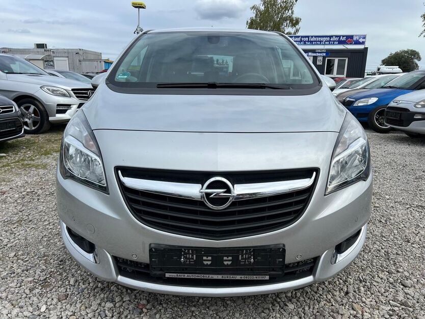 Opel Meriva 120.000 km 6.900 € München 81829