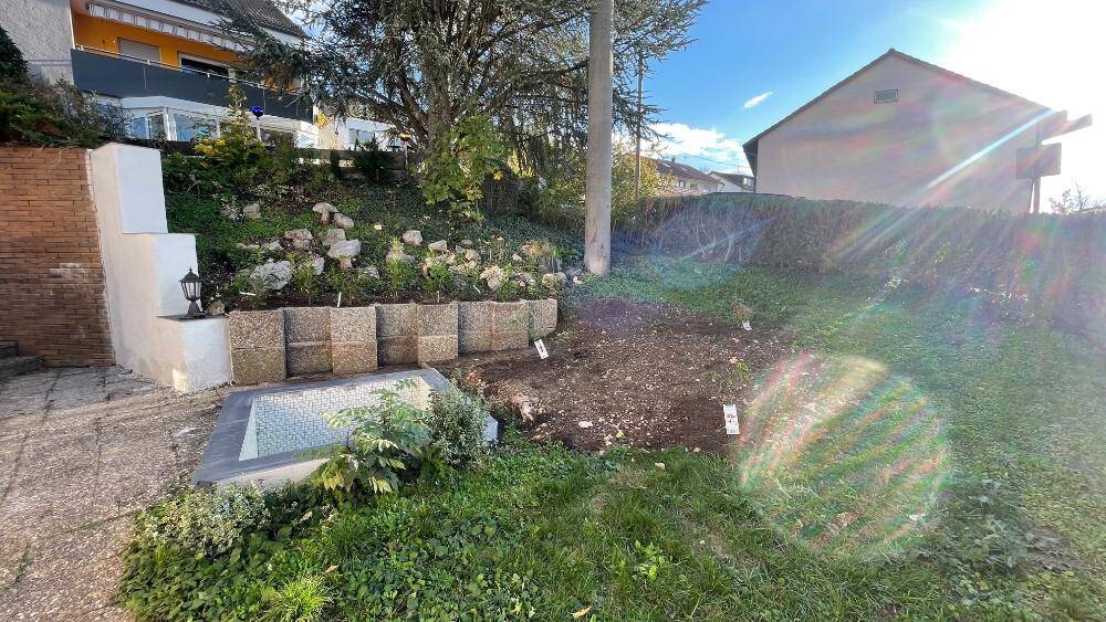 Mehrfamilienhaus, Wohnhaus Weil der Stadt - 6 Zimmer, 132 m&sup2;, 2.300&euro; | Angebot:23958811