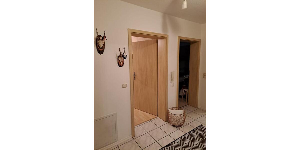 Erdgeschoßwohnung Oberpöring - 3 Zimmer, 75 m&sup2;, 900&euro; | Angebot:25589282