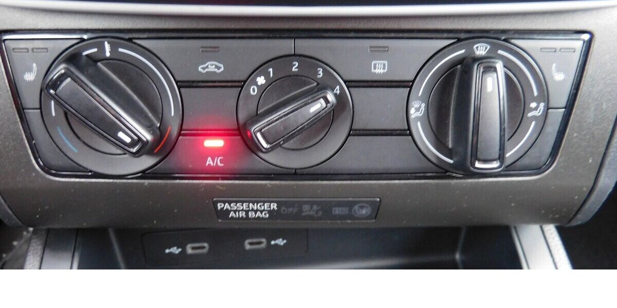 Seat Ibiza 1.0 Reference MPI BMT 4Trg Klima 42.200 km 12.390 &euro; Vordorf 38533