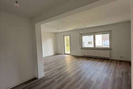 Haus Binsfeld - 5 Zimmer, 133 m&sup2;, 1.320&euro; | Angebot:25924562