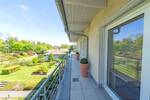 Hochwertige Penthouse-Wohnung mit großem Balkon und Kfz-Stellplätzen 3 zimmer
