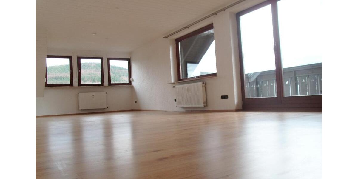 Etagenwohnung Burgsinn - 3.5 Zimmer, 93 m&sup2;, 230.000&euro; | Angebot:26312215