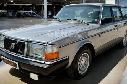 Volvo 240 146.000 km 22.900 &euro; Beucha 04824