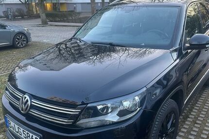 VW Tiguan 143.000 km 9.000 &euro; Berlin 13355