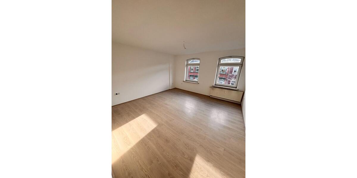Mehrfamilienhaus, Wohnhaus Wilkau-Haßlau Haßlau - 15 Zimmer, 345 m&sup2;, 365.000&euro; | Angebot:24933856