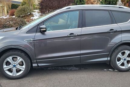 Ford Kuga 155.500 km 11.900 &euro; Petersberg 36100