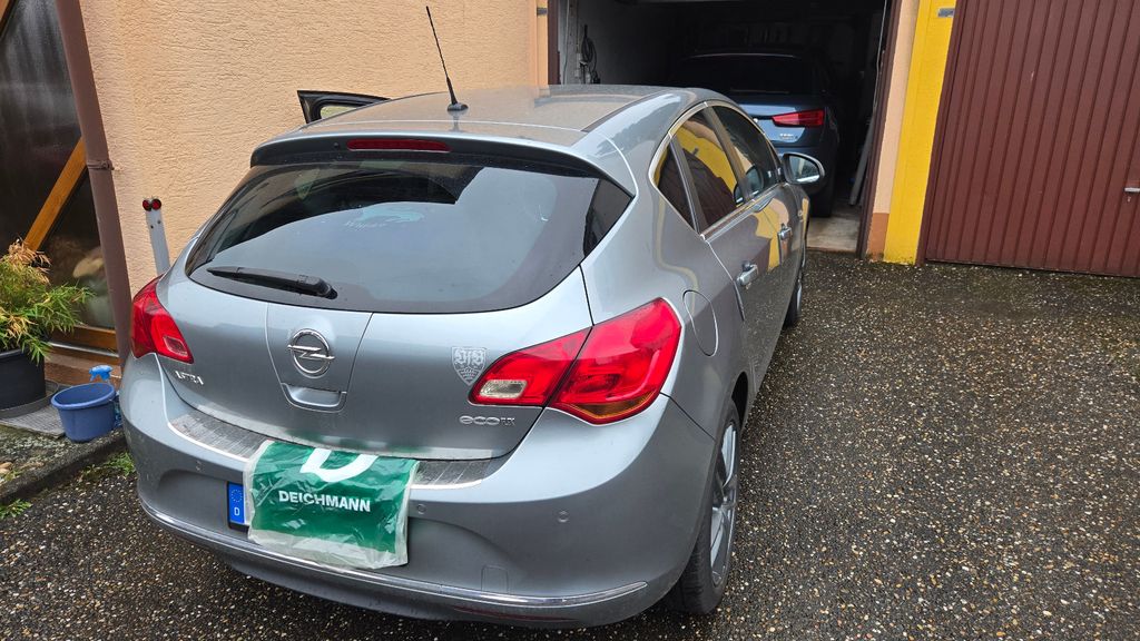Opel Astra 136.500 km 5.250 &euro; Güglingen 74363
