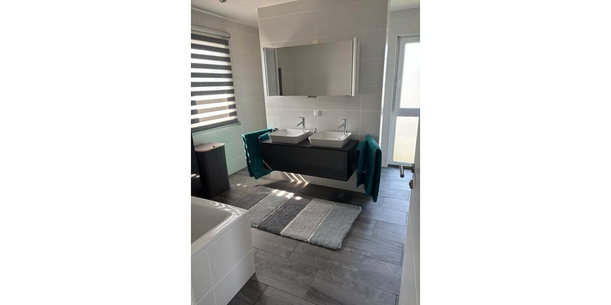 Einfamilienhaus Unterpleichfeld - 4 Zimmer, 114 m&sup2;, 590.000&euro; | Angebot:27115583