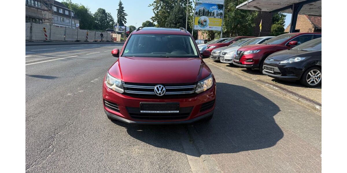 VW Tiguan 128.440 km 10.990 &euro; Herzogenrath 52134
