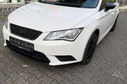 Seat Leon 219.000 km 4.999 &euro; Paderborn 33100