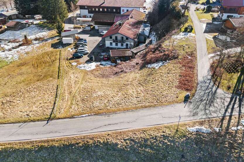 Grundstück zu verkaufen in Inzell 400.000 € 1079 m²