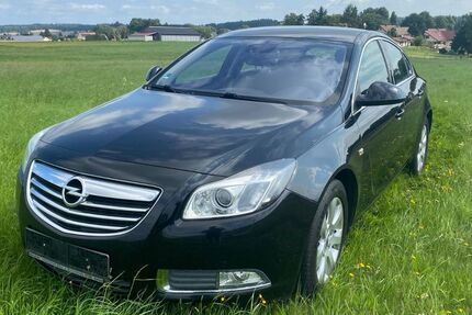 Opel Insignia 114.000 km 5.900 € Friedersdorf 01896