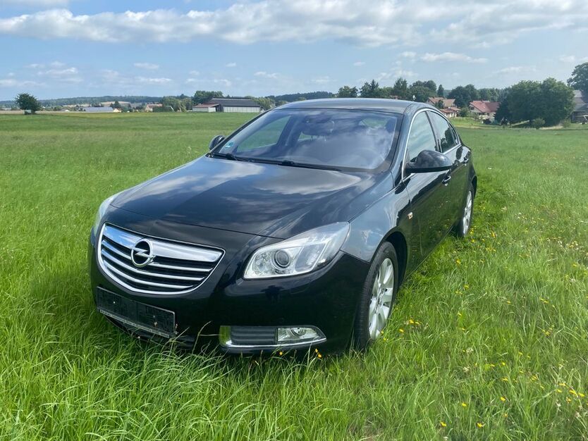 Opel Insignia 114.000 km 6.800 € Friedersdorf 01896