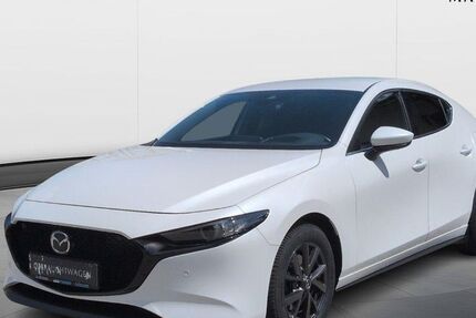 Mazda 3 66.200 km 19.950 &euro; Cham 93413