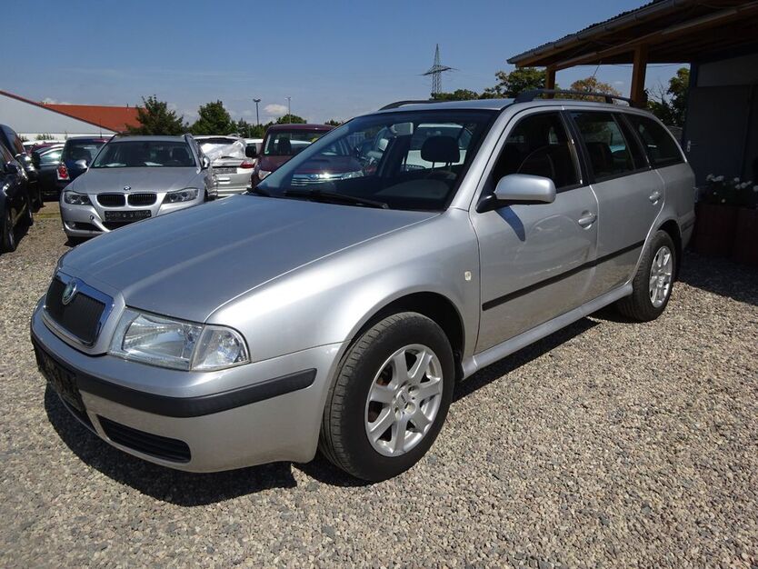 Skoda Octavia 326.400 km 850 € Dresden 01219