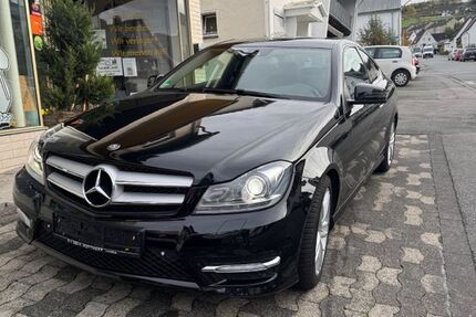 Mercedes-Benz C 250 140.000 km 15.900 &euro; Meschede 59872