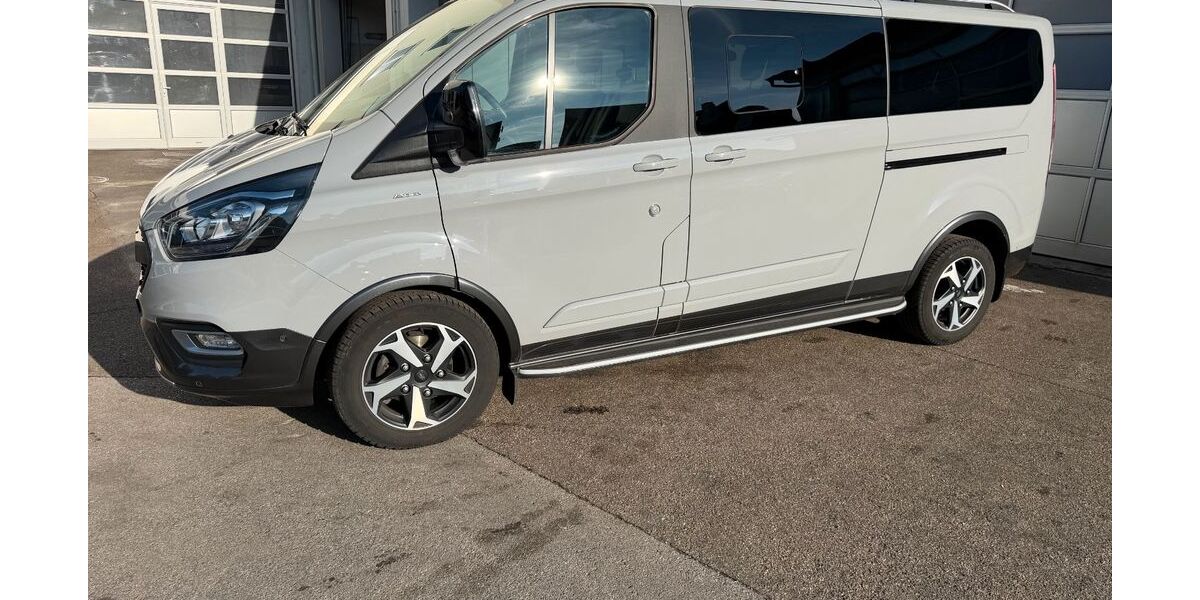 Ford Tourneo Custom 25.990 km 44.900 € Ditzingen 71254