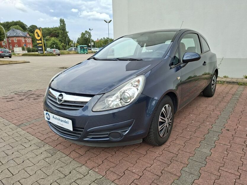 Opel Corsa 82.196 km 3.300 € Borna 04552