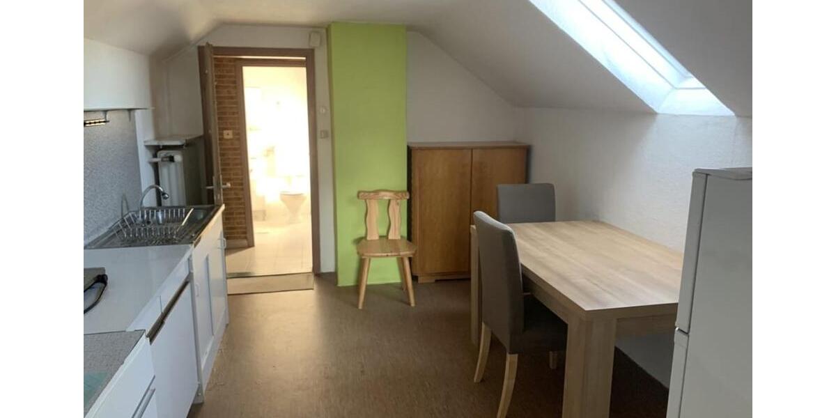 Dachgeschoßwohnung Augsburg Bärenkeller - 2 Zimmer, 37 m&sup2;, 560&euro; | Angebot:25284823