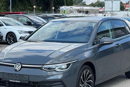 VW Golf 81.436 km 21.980 € Neumünster 24537