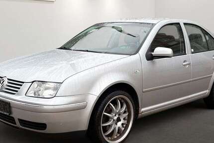 VW Bora 237.398 km 999 € Berlin 12681