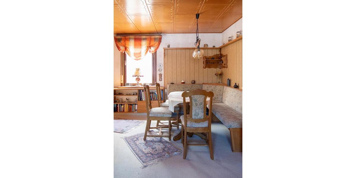 Reihenhaus Hettstedt - 5 Zimmer, 167 m&sup2;, 155.000&euro; | Angebot:26232741