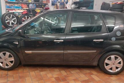 Renault Scenic 216.000 km 1.499 &euro; Obersulm-Affaltrach 74182