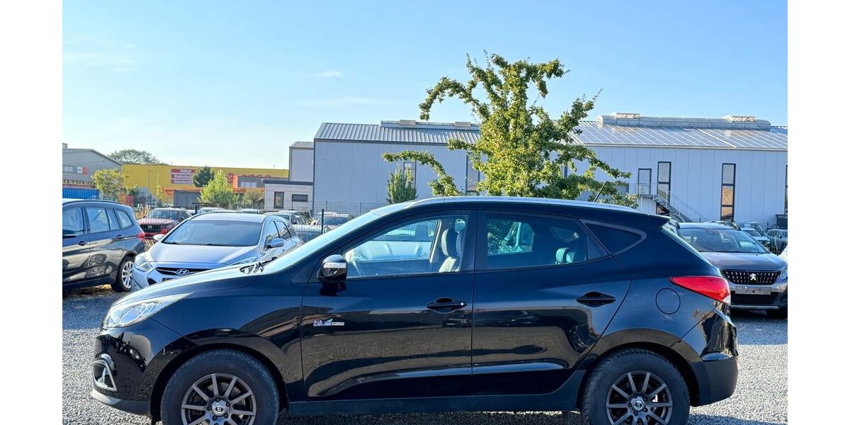Hyundai ix35 141.000 km 4.300 &euro; Düren 52351