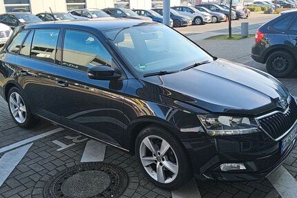 Skoda Fabia 30.000 km 14.990 &euro; Kerken 47647