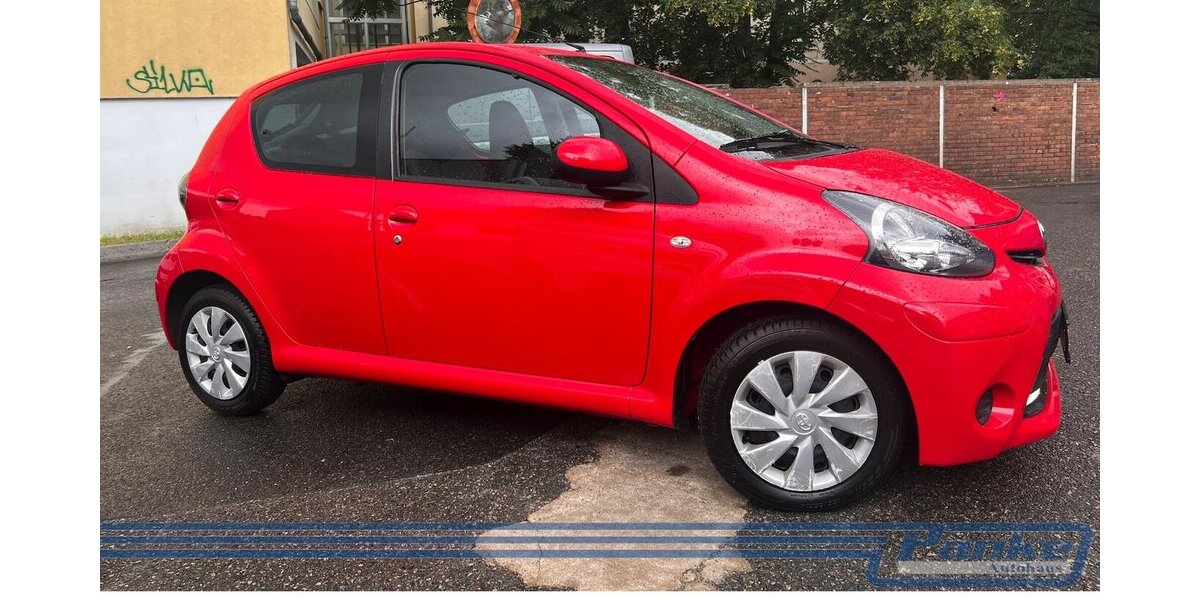 Toyota Aygo Cool Go 5trg*NAV*BT*Klima*LED*USB*Allwetter 119.619 km 5.290 &euro; Berlin 13187