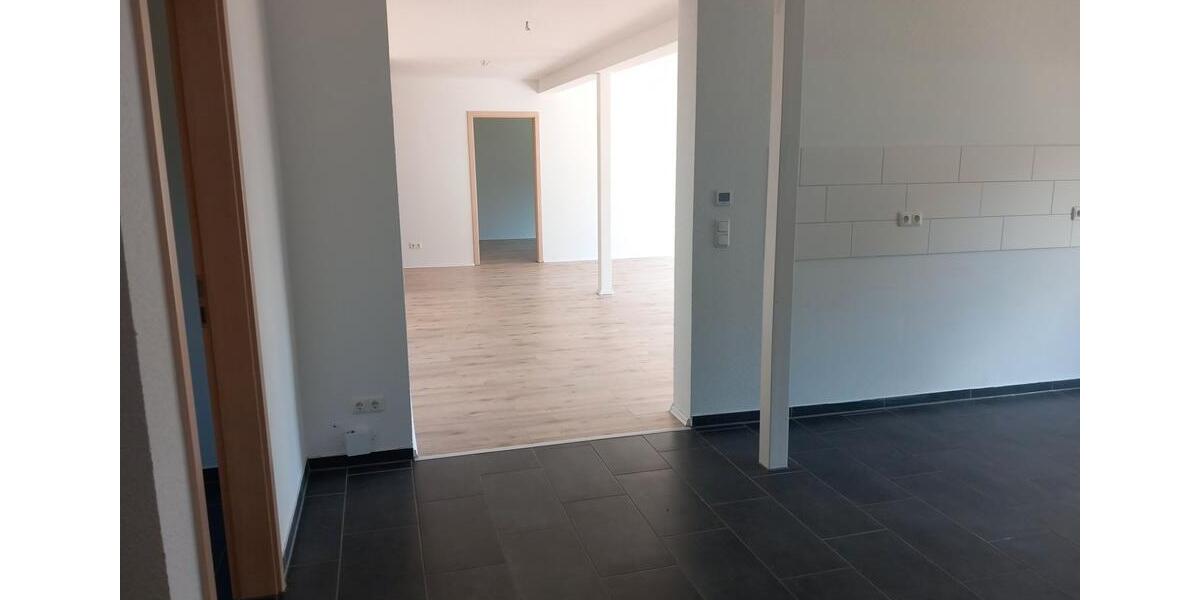 Erdgeschoßwohnung Wittenförden - 5 Zimmer, 150 m&sup2;, 1.175&euro; | Angebot:26396643